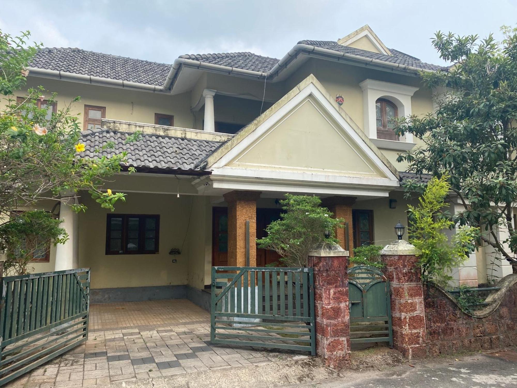 "Radhas" 4Br Villa In Gated Spring Field Community, Kannur Exteriör bild